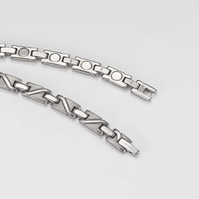 Magnetic Necklace for Men & Women, Pure Titanium Magnetic Necklace, Fashion Jewelry Present (Silver)