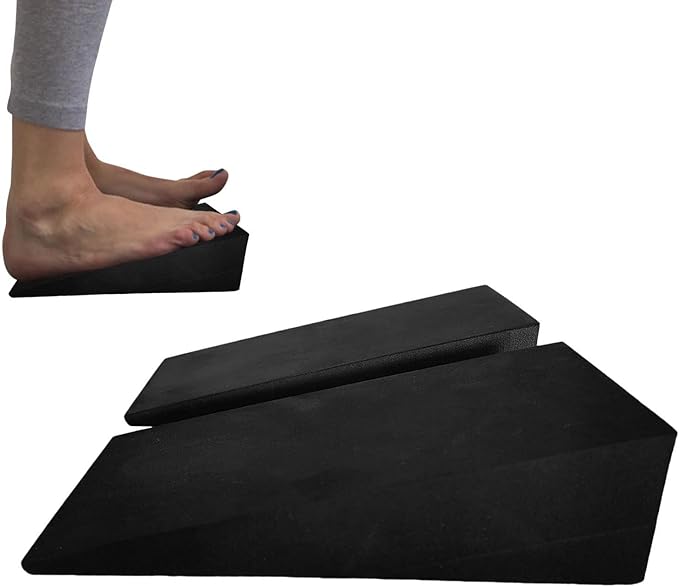 Slant Board for Calf Stretching, Portable Non-Slip Heel Elevated Squat Wedge Lightweight Yoga Foam Wedge Slant Board Trainer for Men and Women Slant Board for Squats for Knees Over Toe