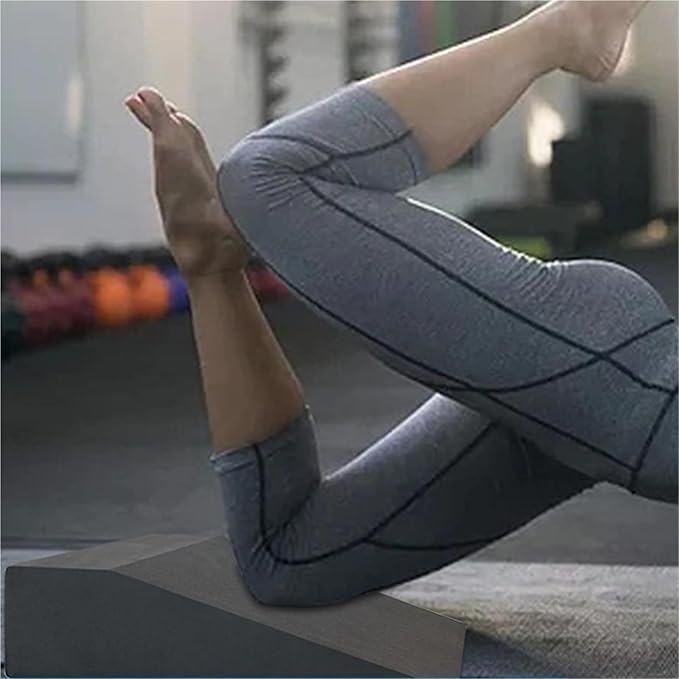 Yoga Foam Wedges Slant Board Foam Yoga Wedge Wrist Support Calf Stretcher Improve Lower Leg Strength Heel for Exercise Gym Fitness
