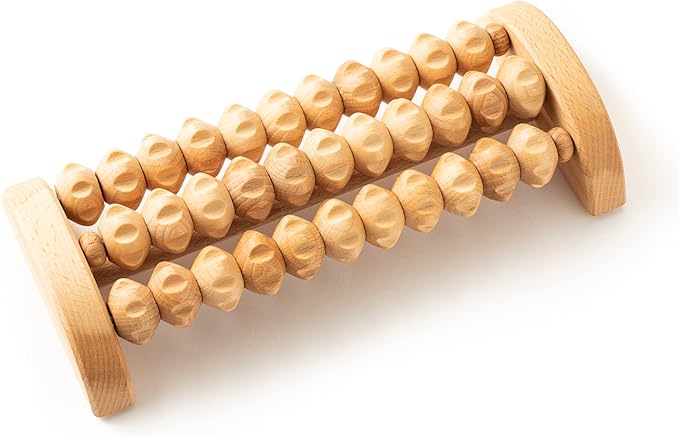 tuuli Wooden Foot Massager, Grooved Muscle Roller, Helps Ease Muscle Tension and Improve Blood Circulation, Natural Wood Therapy Massage Tools for Feet (M)
