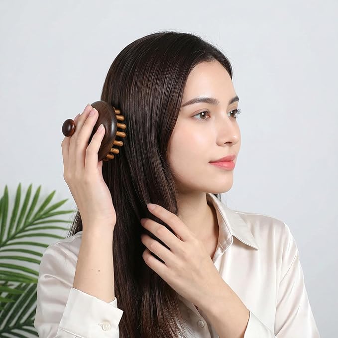 Wooden Scalp Massager Comb, 2 Pcs Sandalwood Scalp Massager Hair Growth Portable Manual Head Massage Tool Handheld Gua Sha Tool for Woman Men Wet Dry Hair Relaxation Body Head Scalps Care