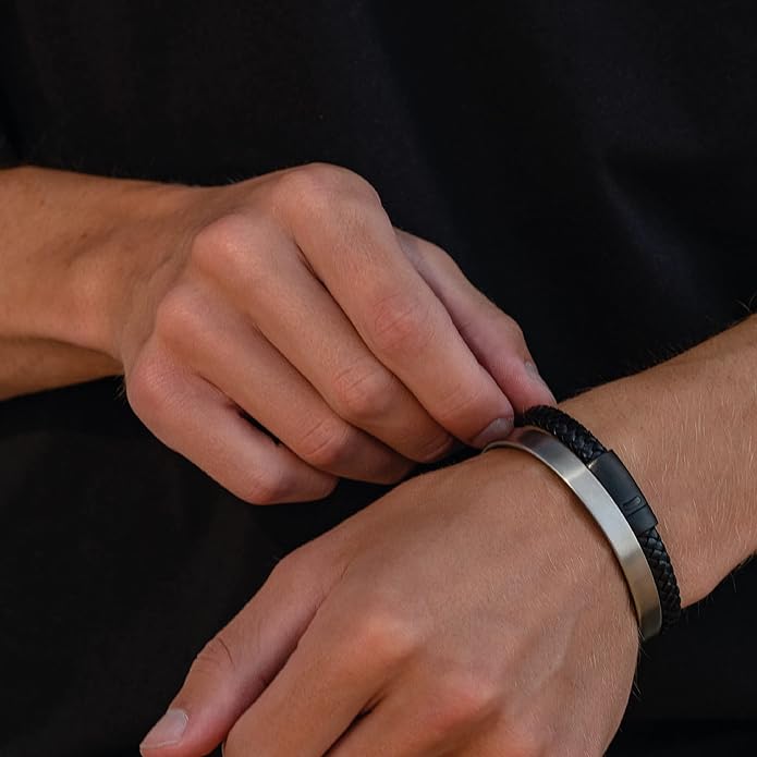 LUXAR Men's/Women's Magnetic Therapy Bracelet | Solid Titanium or Solid Copper | Sophisticated Solid Titanium Bangle with Rare-Earth Neodymium Magnets