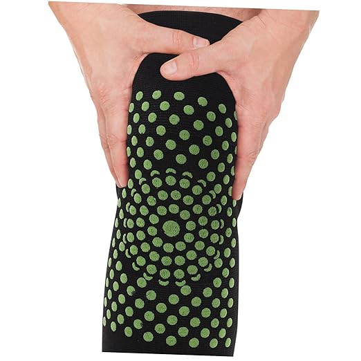 Thermal Knee Sleeves 4PCS Set Self-Heating Protective Knee Wraps for Cold Weather Breathable Joint Support for Seniors and Cyclists