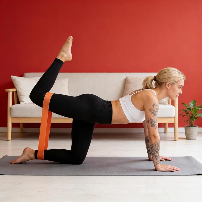 A Set of 4 Professional Fitness Resistance Bands. Suitable for Both Men and Women, Ideal for Strength Training, Yoga, Pilates, Explosive Workouts, and Other Home Stretching Exercises.