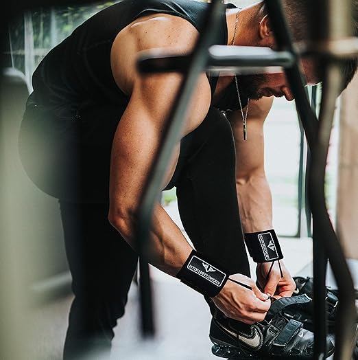 VIKINGSTRENGTH Wrist Brace Support (18" Premium Quality) for Weight lifting, Crossfit, Bodybuilding and Fitness. Wrist Wraps for Pain Relief and Recovery. Strap for Men and Women + V-Strength App